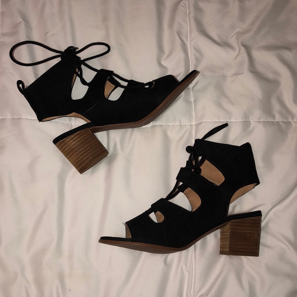 Madden Girl lace up wedge
